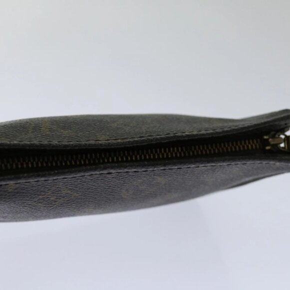 LOUIS VUITTON Monogram Poche Toilette 15 Pouch M47546 LV Auth 70051 - Picture 6 of 16